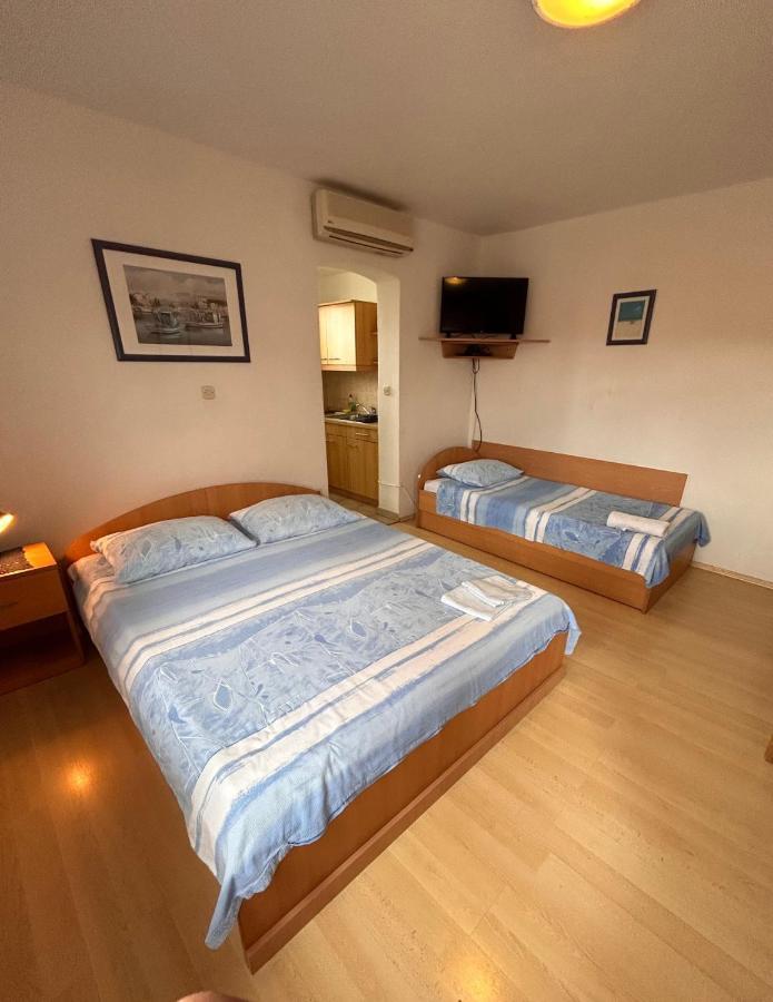 Apartment Alfirev Vodice Exterior foto